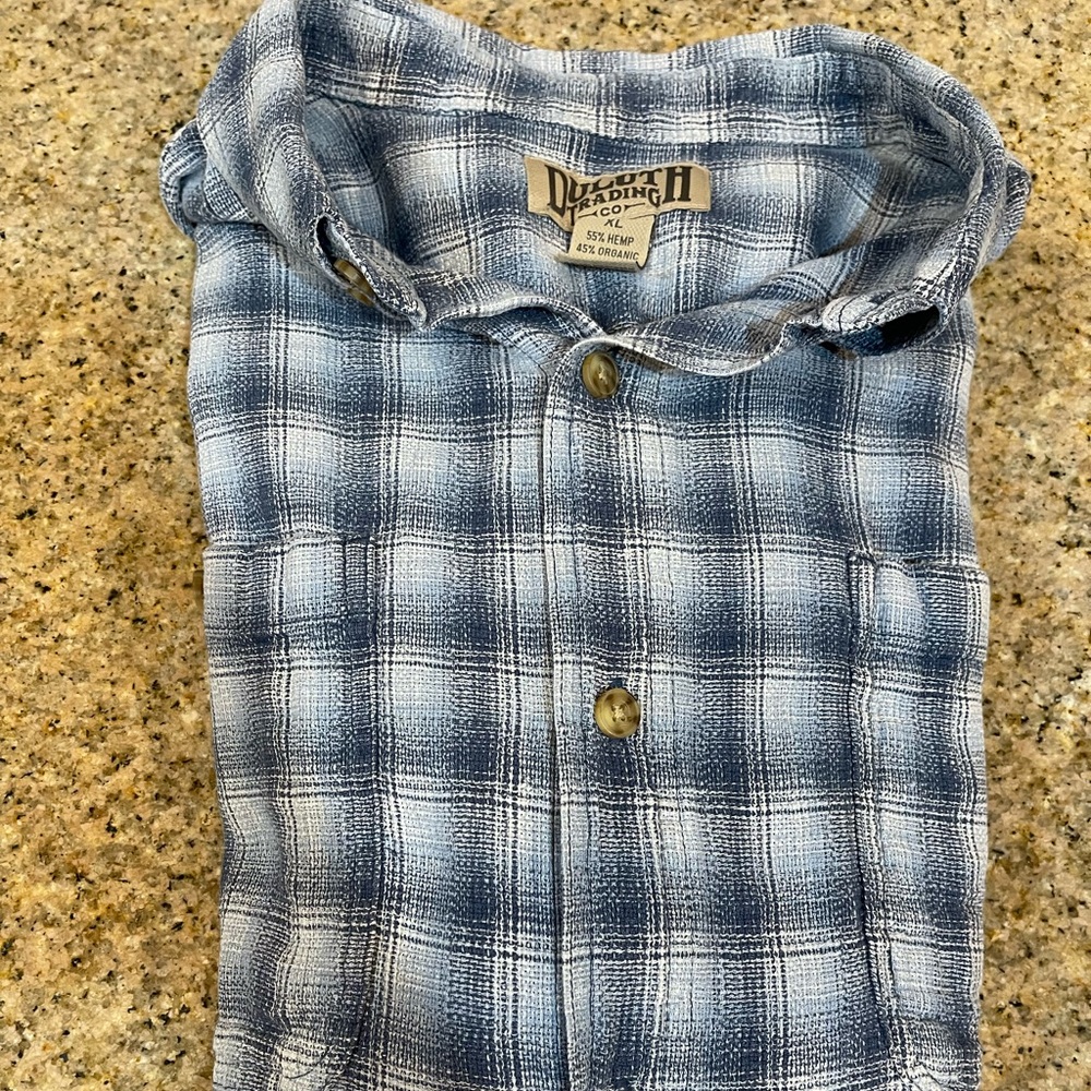 Men’s size XL Duluth Trading Company, blue plaid, short, sleeved shirt